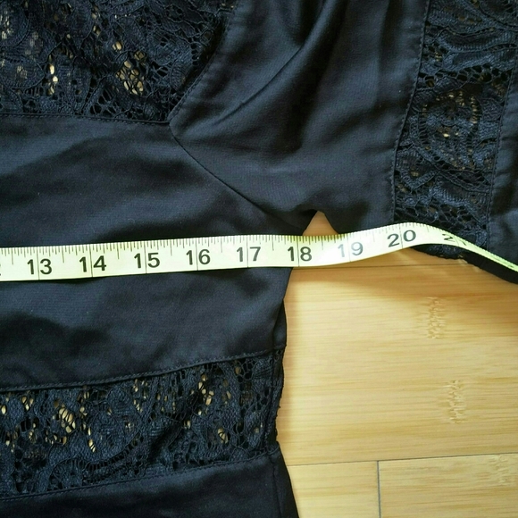 Guess Striped & Blocked Lace Top - Picture 8 of 10